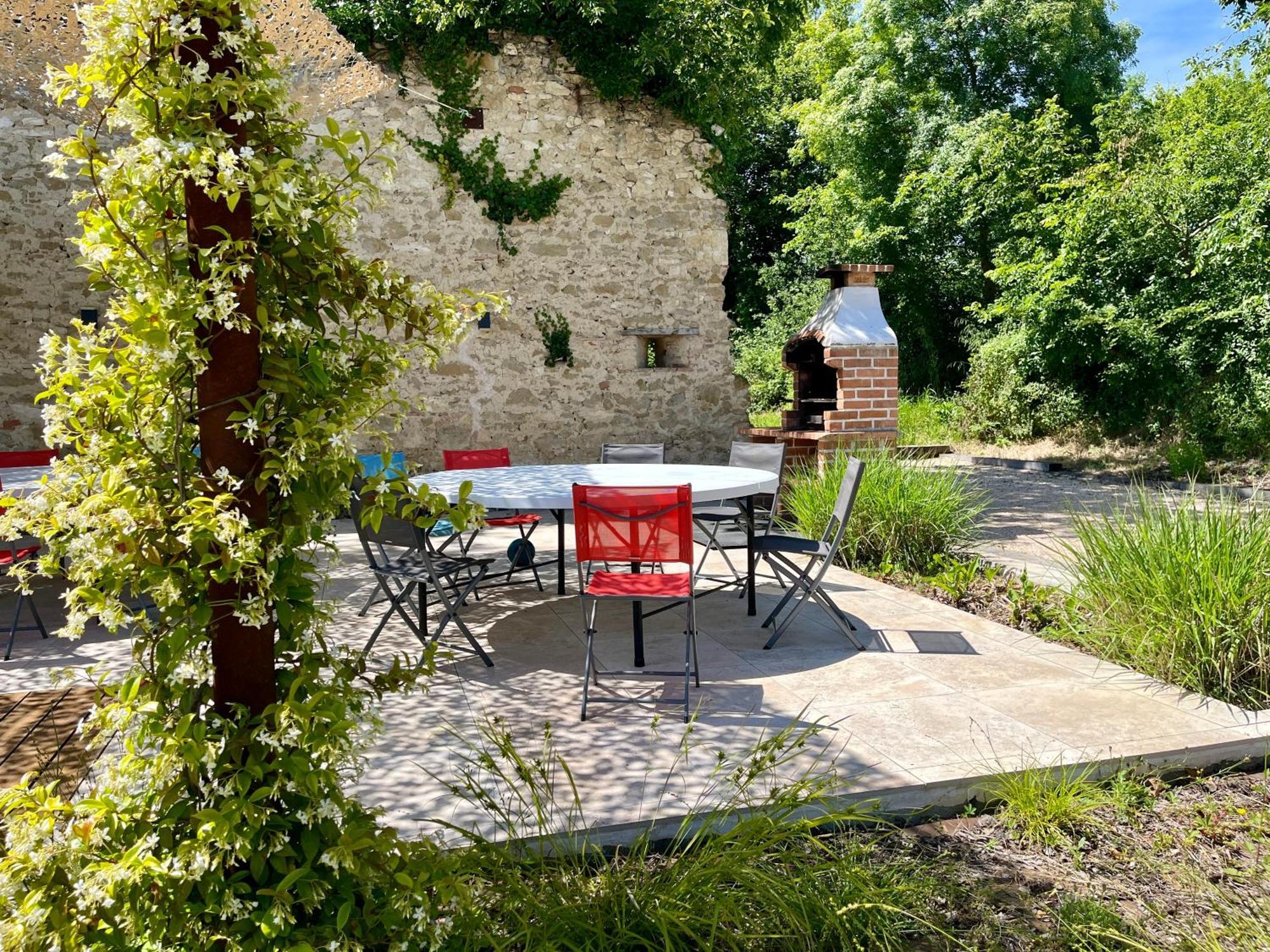 Gîte campagne famille 15 pers Piscine chauffée Jeux enfants Pétanque Saint-Sauvy Extérieur photo