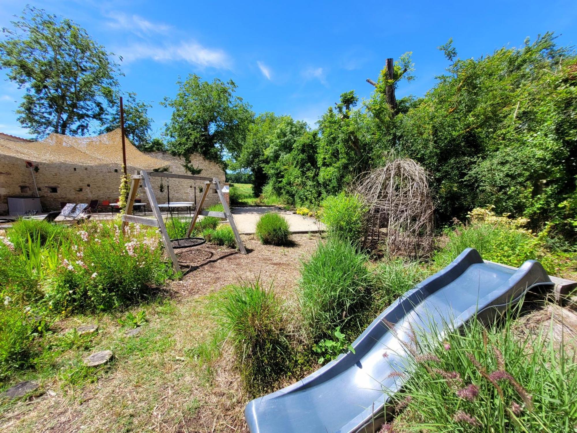 Gîte campagne famille 15 pers Piscine chauffée Jeux enfants Pétanque Saint-Sauvy Extérieur photo