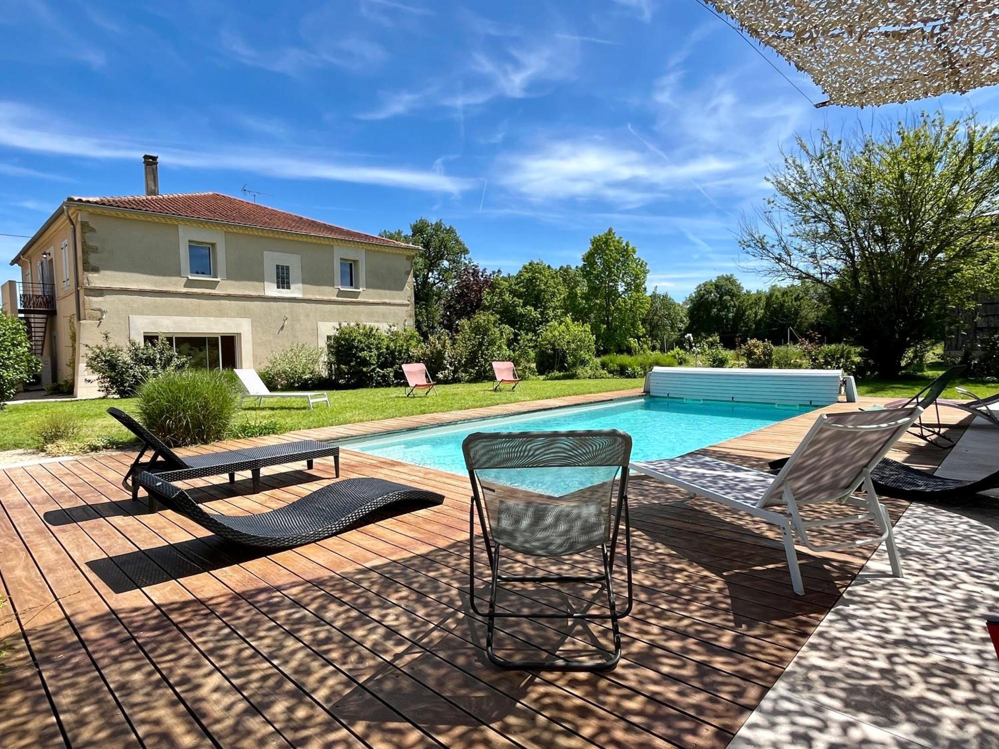 Gîte campagne famille 15 pers Piscine chauffée Jeux enfants Pétanque Saint-Sauvy Extérieur photo