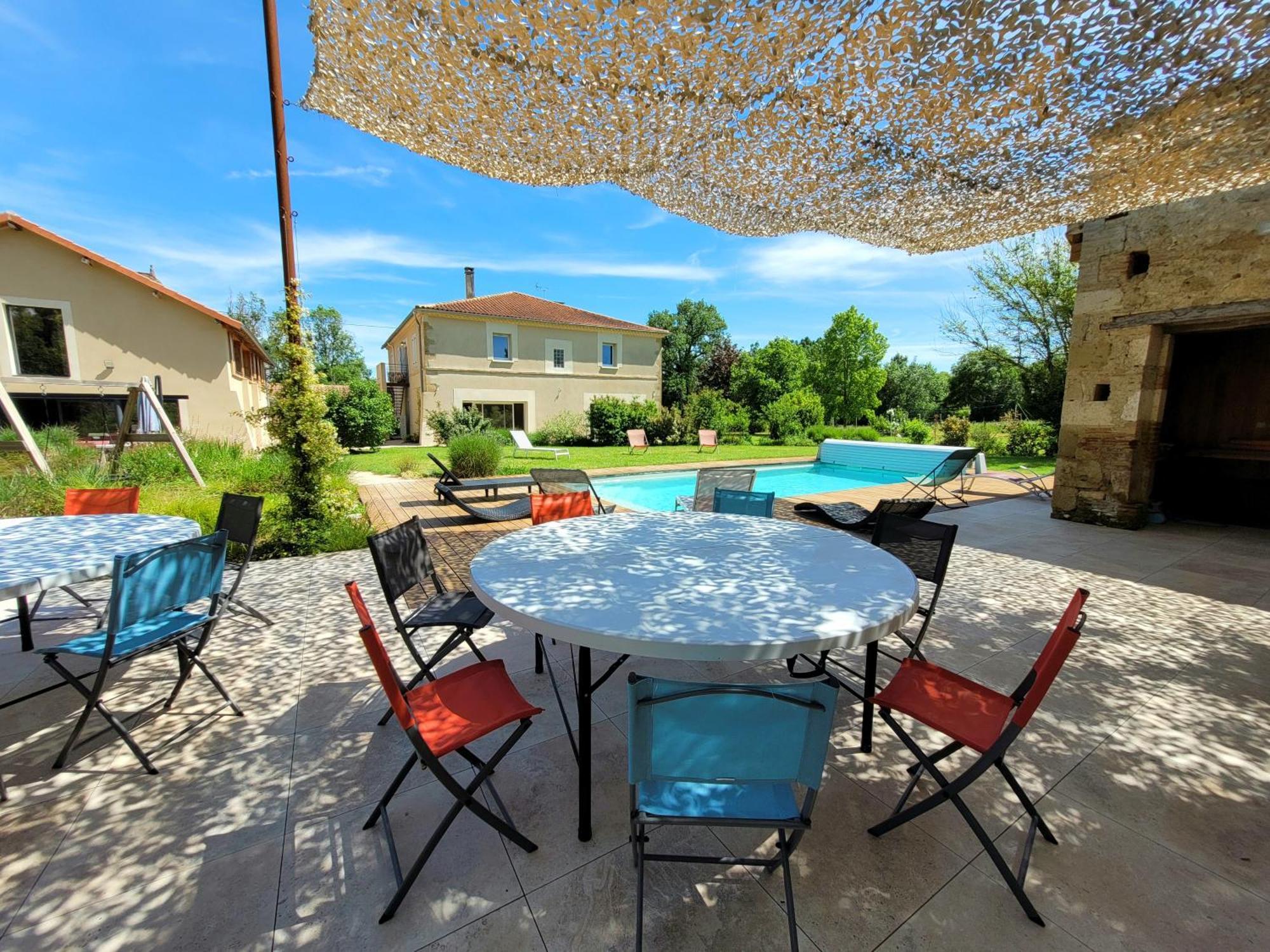 Gîte campagne famille 15 pers Piscine chauffée Jeux enfants Pétanque Saint-Sauvy Extérieur photo