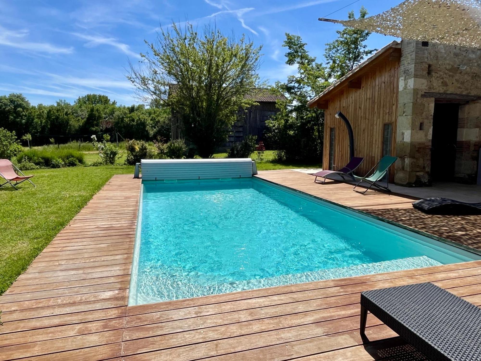 Gîte campagne famille 15 pers Piscine chauffée Jeux enfants Pétanque Saint-Sauvy Extérieur photo