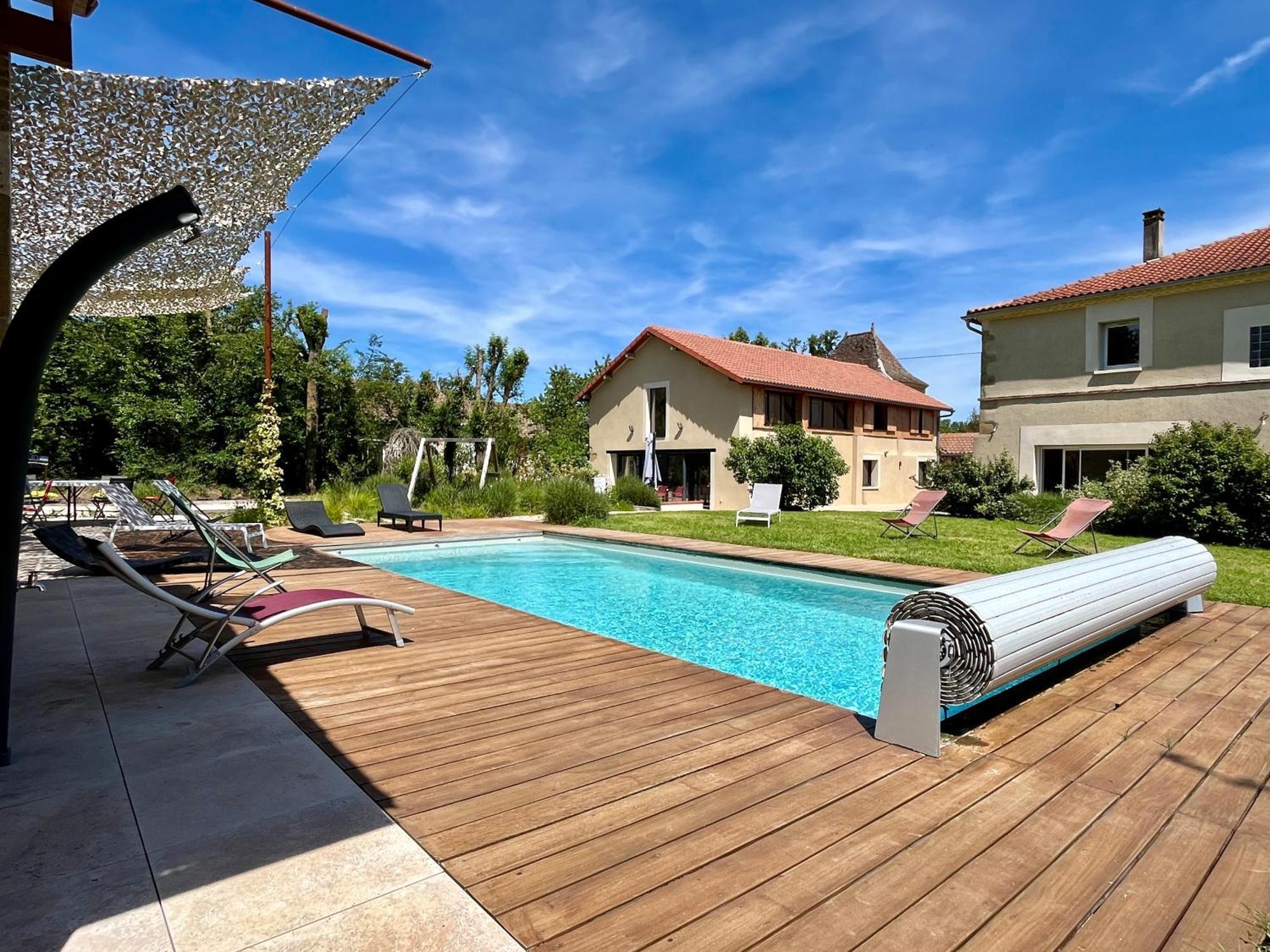 Gîte campagne famille 15 pers Piscine chauffée Jeux enfants Pétanque Saint-Sauvy Extérieur photo